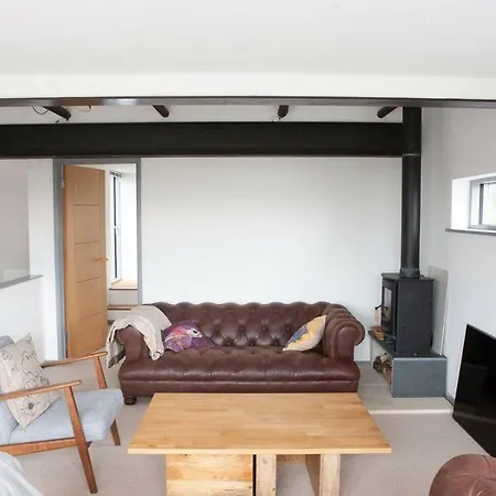 Modern & Stylish Eco Home+garden With City Views * بريستول