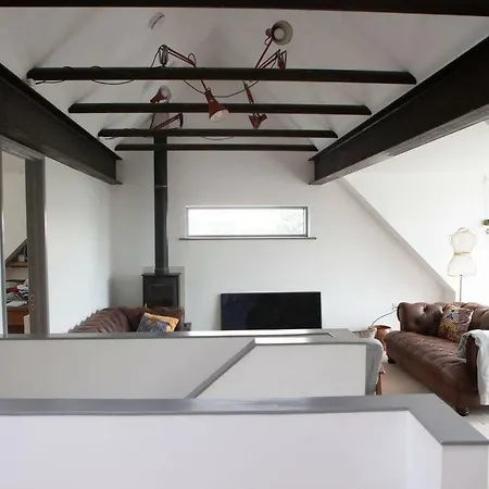 Modern & Stylish Eco Home+garden With City Views * بريستول